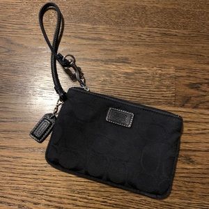 Coach wristlet - Black